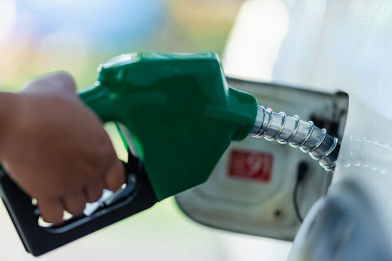 Prepare o bolso! Petrobras sobe os preços da gasolina e do diesel