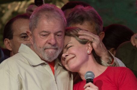 Gleisi consegue progresso na aliança Avante com Lula/Alckmin