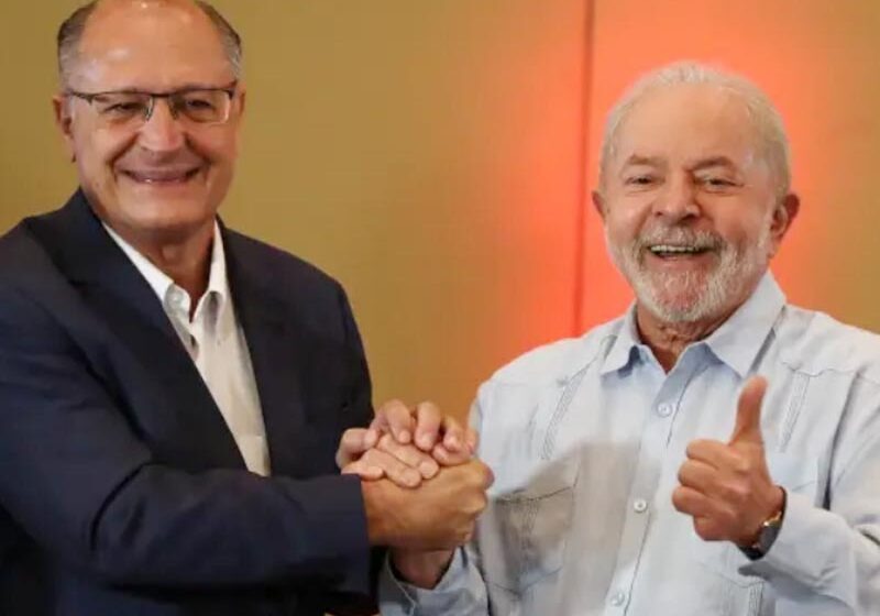  PSB indica Alckmin como candidato a vice de Lula
