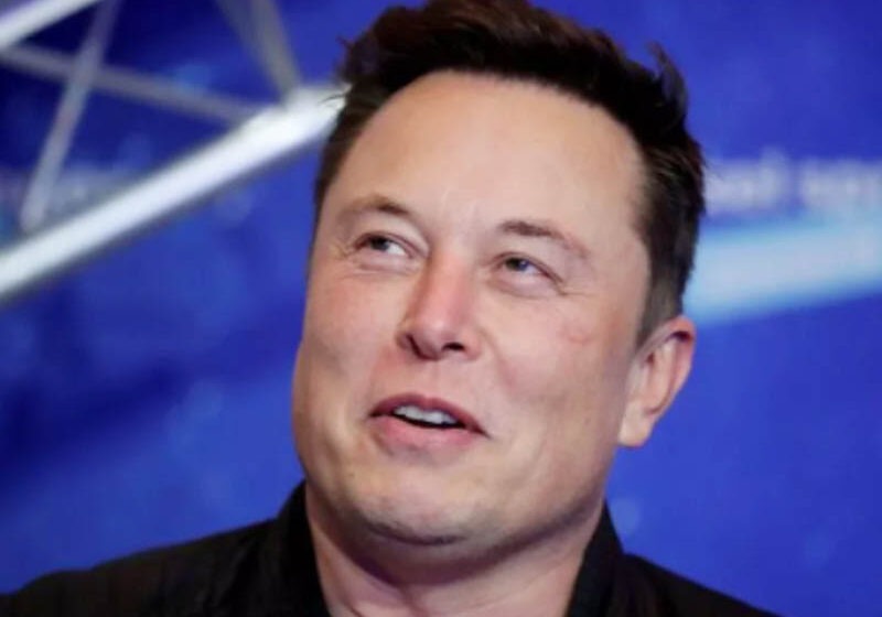  Elon Musk vende US$ 4 bilhões em ações da Tesla