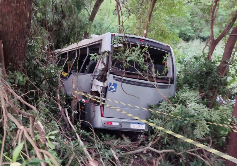  Acidente com ônibus deixa sete mortos em Marechal Cândido Rondon