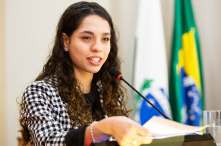 Câmara de Curitiba reempossa Ana Júlia na próxima terça-feira