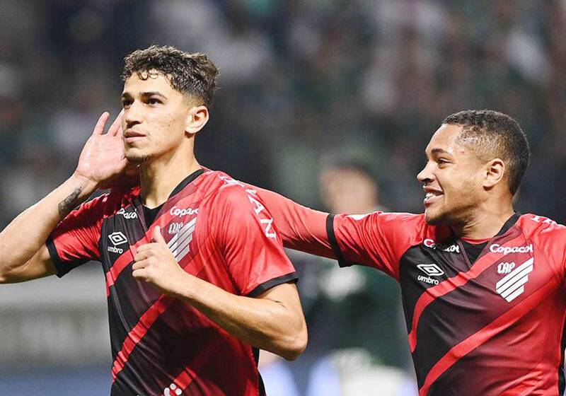  Athletico bate Palmeiras fora de casa e assume vice-liderança
