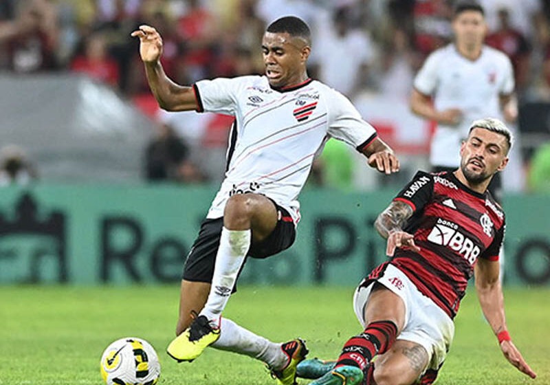  Copa do Brasil: Flamengo pressiona, mas Athletico segura empate