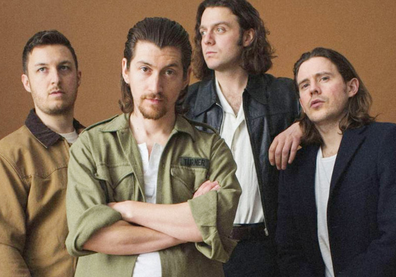  Arctic Monkeys anuncia novo álbum para outubro