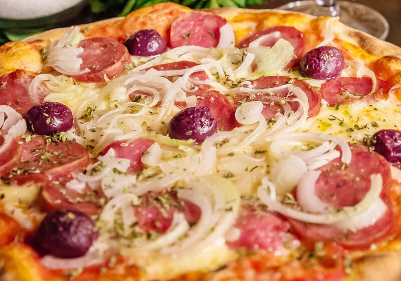  Pizzaria de Curitiba promove Open de Pizza & Vinho