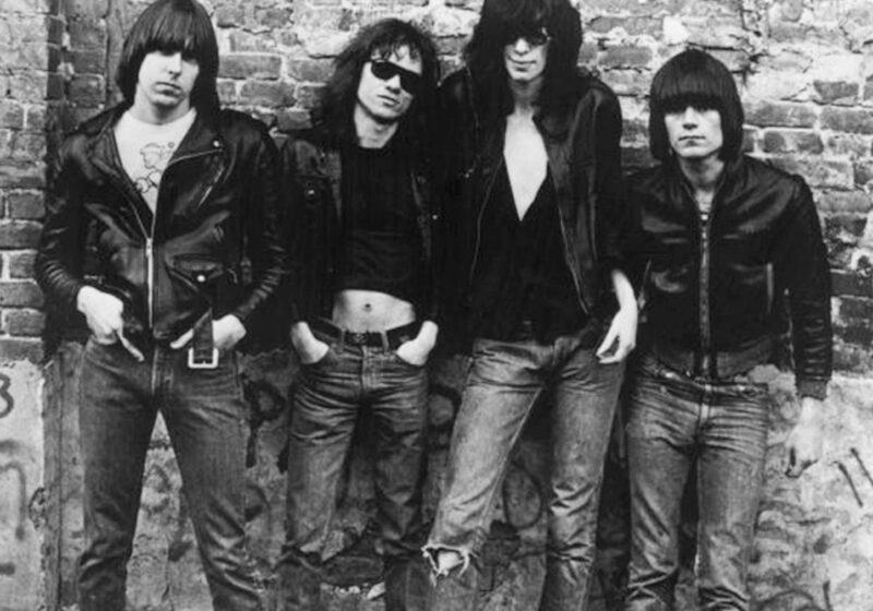  Ramones: os três acordes que revolucionaram o rock