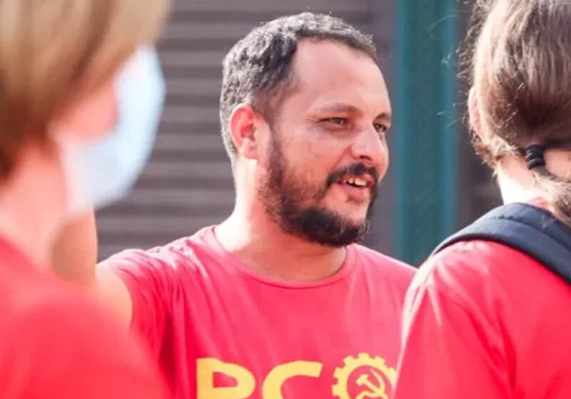  Entrevista HojePR: Adriano Teixeira quer fim da polícia e criação de milícias populares