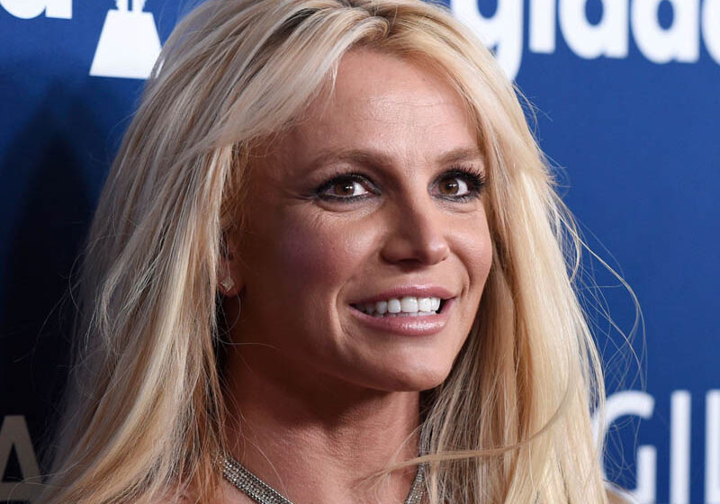  ‘Rezo para que queimem no inferno’, diz Britney Spears sobre os pais
