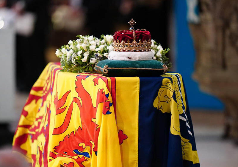  Fila para ver caixão da rainha Elizabeth II tem 5 quilômetros em Londres