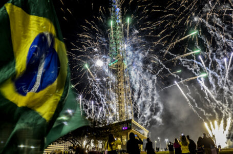 Comemorações do 7 de setembro começaram a meia-noite em Brasília