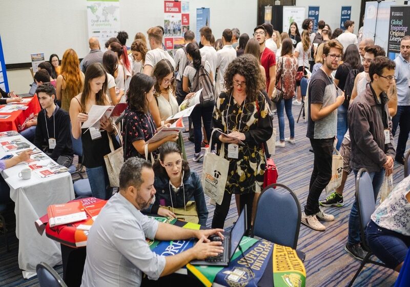  Mais de 160 universidades estrangeiras estarão em Curitiba em busca de estudantes brasileiros