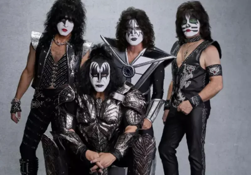  Kiss faz show privado para cerca de 100 pessoas nos EUA