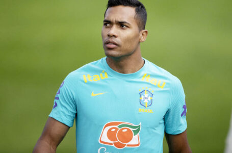 Alex Sandro despista sobre favoritismo do Brasil: “Vem da imprensa e torcedores”
