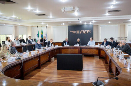 Frente Parlamentar e setor produtivo debatem novo pedágio no Paraná