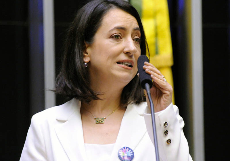  Rosângela Moro muda título eleitoral para o Paraná, diz colunista