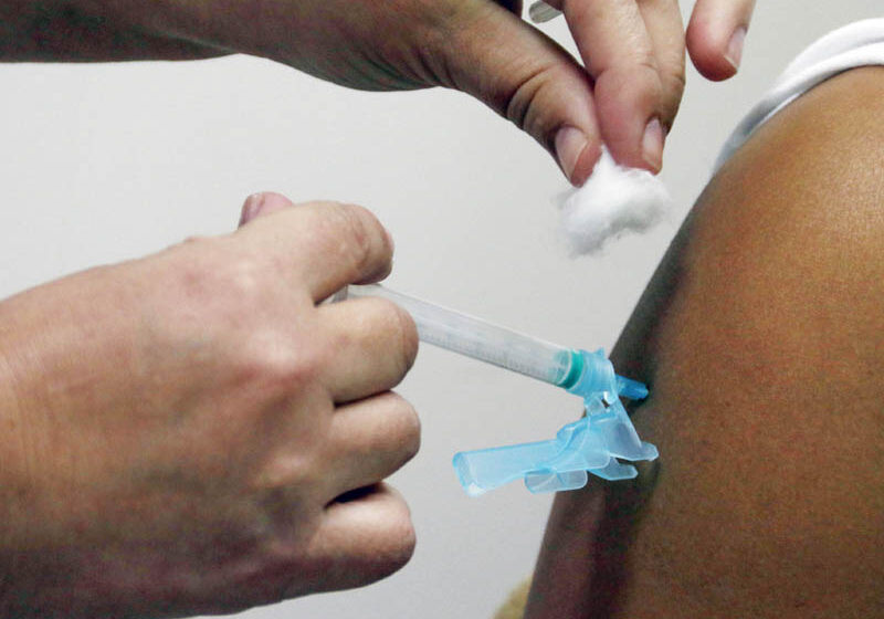  Curitiba convoca novo grupo para receber a 4ª dose da vacina contra covid