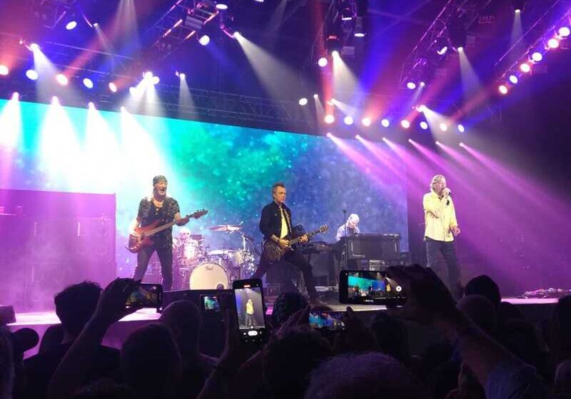  Deep Purple aposta na set-list cheia de clássicos no show em Curitiba
