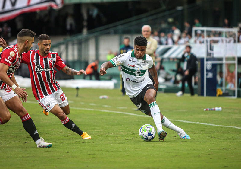 Brasileirão: Em jogo equilibrado, Athletico-PR empata com Atlético