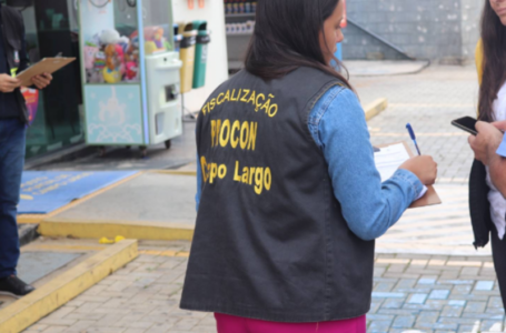 Procon de Campo Largo realiza fiscalização em postos de combustíveis e supermercados