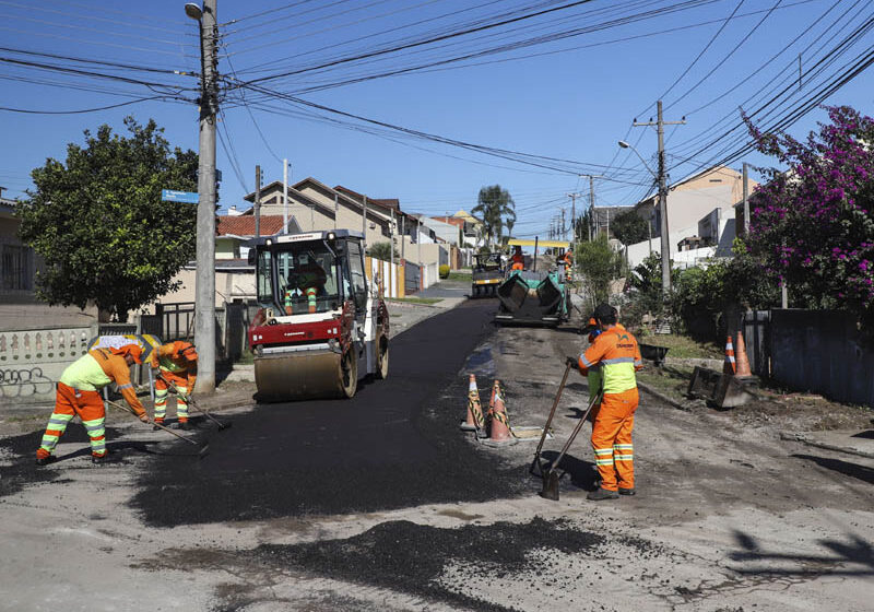  Prefeitura de Curitiba entrega 100 km de asfalto novo em cinco meses