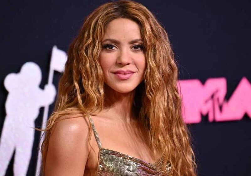  Shakira e Karol G são destaques do Grammy Latino, com 7 indicações