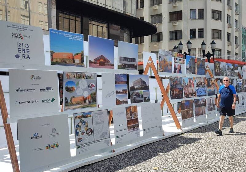  Calçadão da Rua XV recebe a exposição ‘Arquitetura Itália – Brasil’