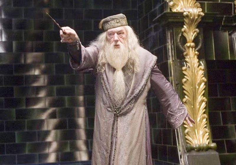  Morre Michael Gambon, o Dumbledore de Harry Potter, aos 82 anos