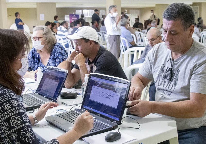  Agências do Trabalhador têm 17,4 mil vagas em todas as regiões do Paraná
