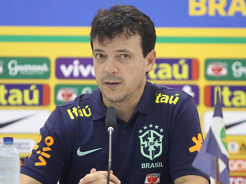 Em Cuiabá, Brasil decepciona com empate de 1 a 1 contra a