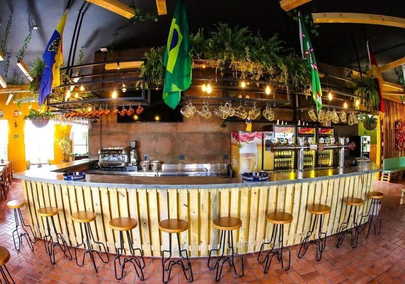  Bar curitibano Essen Biergarten promove confraternizações com toque alemão
