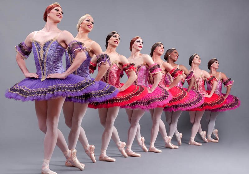  Les Ballets Trockadero de Monte Carlo pela primeira vez em Curitiba