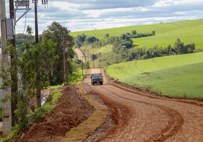  Chuvas: Estado inicia liberação de R$ 30 milhões para recuperação de estradas rurais