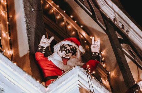 Merry Rock Christmas: Bar Crossroads tem programação de Natal e campanha solidária