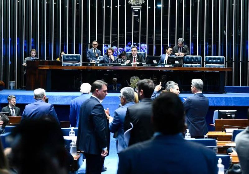  Derrota para o governo: Congresso derruba veto de Lula à desoneração da folha de pagamento