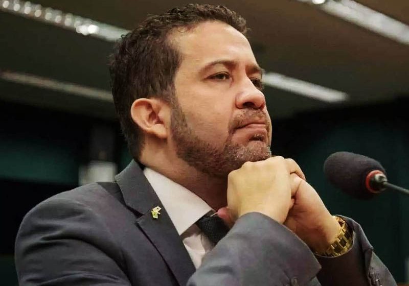  Câmara abre processo de cassação contra André Janones, suspeito de ‘rachadinha’