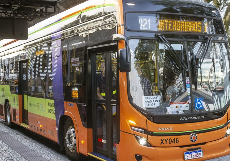  Curitiba vai investir R$ 317 milhões na compra de 70 ônibus elétricos