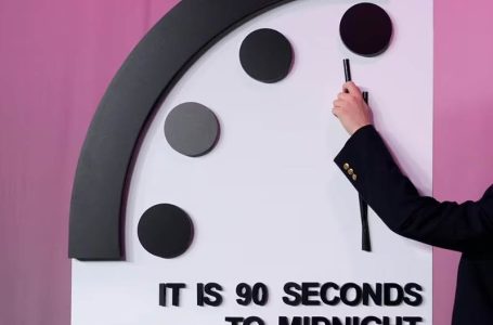 Relógio do Juízo Final coloca a humanidade a ‘90 segundos’ do fim do mundo; entenda