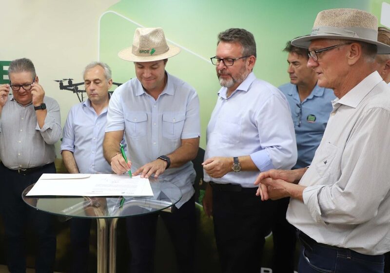  BRDE libera R$ 621,5 milhões para o agronegócio durante o Show Rural, em Cascavel