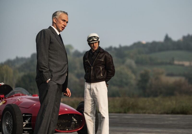  ‘Ferrari’: ficção e realidade se misturam no filme de Michael Mann