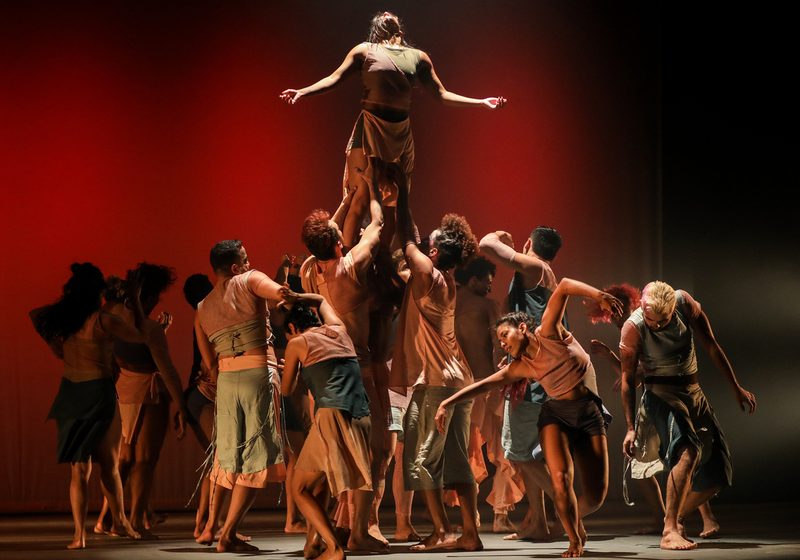  Corpo de Dança do Amazonas se apresenta gratuitamente em Curitiba até domingo