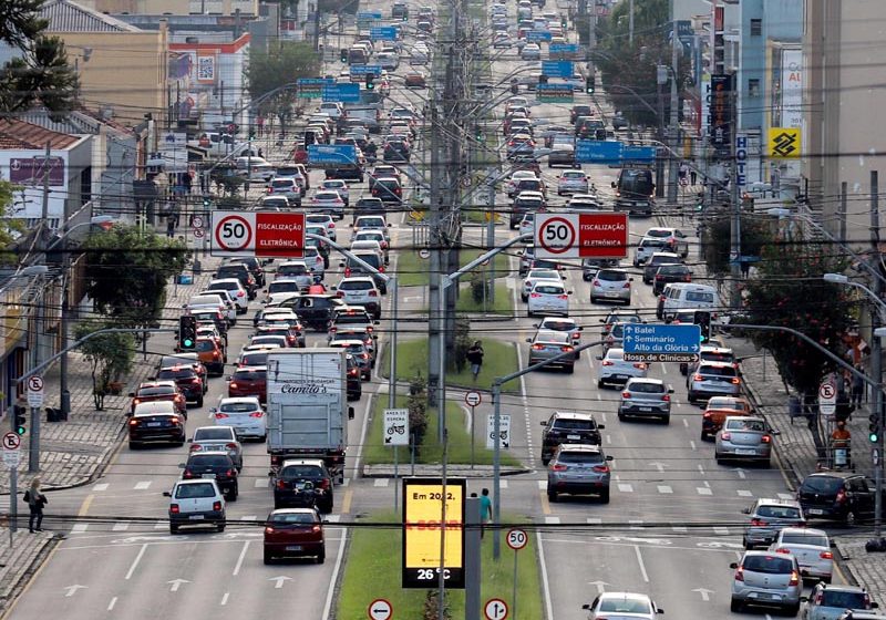  Paraná tem mais de 8 milhões de veículos circulando em suas cidades