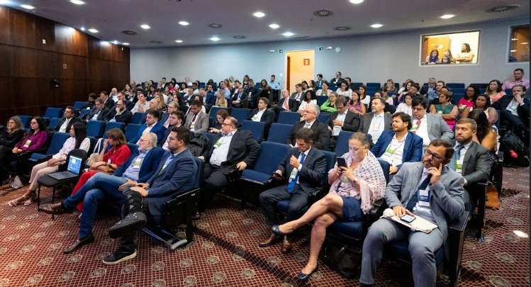  Advogados de todo Brasil se encontram para discutir Direito e Inteligência Artificial em Curitiba