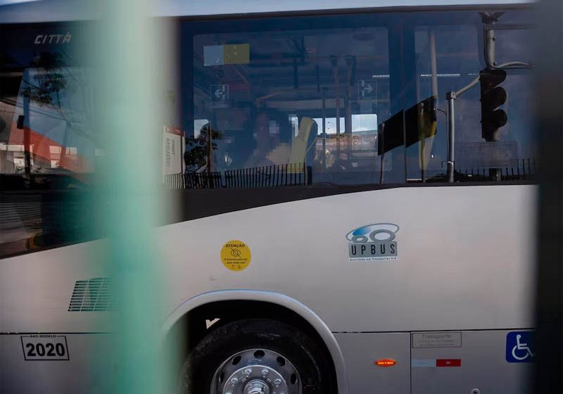  Empresas de ônibus acusadas de usar dinheiro do PCC são alvo de operação
