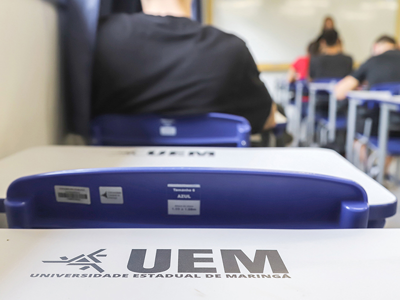 UEM edital concurso hojepr