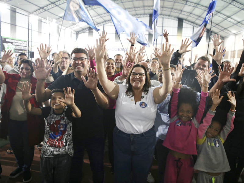 Professora Rosa Maria é eleita prefeita de Pinhais com quase 68% dos votos