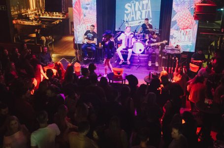 Santa Marta Bar comemora nova marca de seguidores no Instagram com festa e presente para os clientes