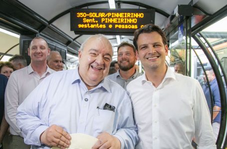 Greca e Pimentel entregam duas estações-tubo na Linha Verde e anunciam novas linhas de ônibus