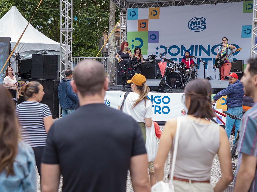 domingo no centro curitiba