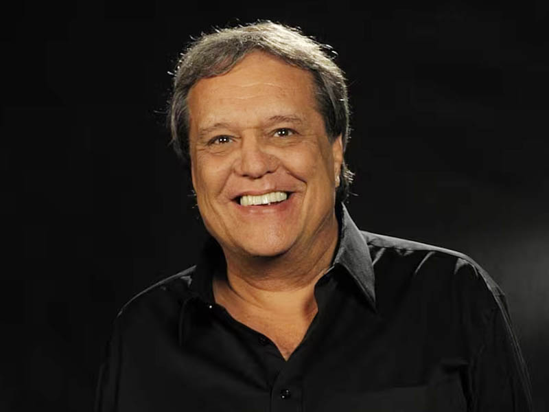 dennis carvalho
